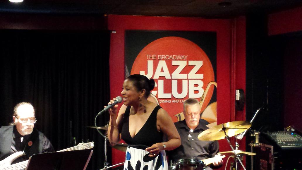 BroadwayJazzKC's tweet photo. Millie Edwards performing tonight until 10 pm! Come check her out. http://t.co/uOXnr3zWLs