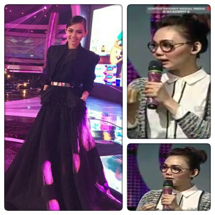 RT <a href="/MafikaNovie/">novie yanti mafika s</a> Cantik nya my bu pres <a href="/Rina_Nose/">Rina Nose</a>  <a href="/RinaNoseFans/">Fans of @Rina_Nose</a>  #TwittyLoveRinaNose