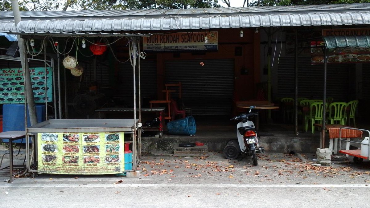 ruffnazir's tweet image. Service paling worst &amp;amp; cekik darah. Riuh Rendah Seafood. #TelukNipah #PulauPangkor #PangkorIsland #Pangkor