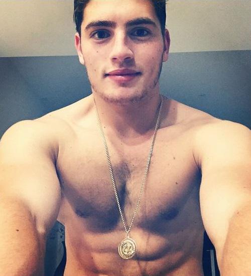 Happy 23rd Birthday Gregg Sulkin!  