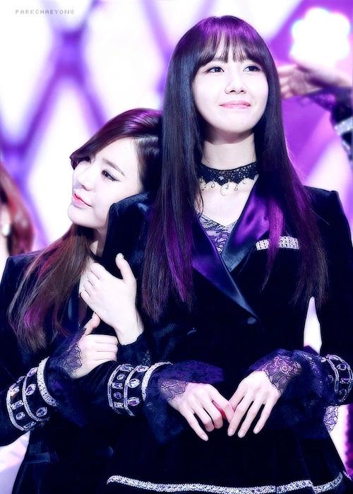 TXTi_Beomgyu's tweet photo. Eonni, thanks for being my sunshine! #SunYoon #530HappyYoonaDay http://t.co/XJCdk12mLv