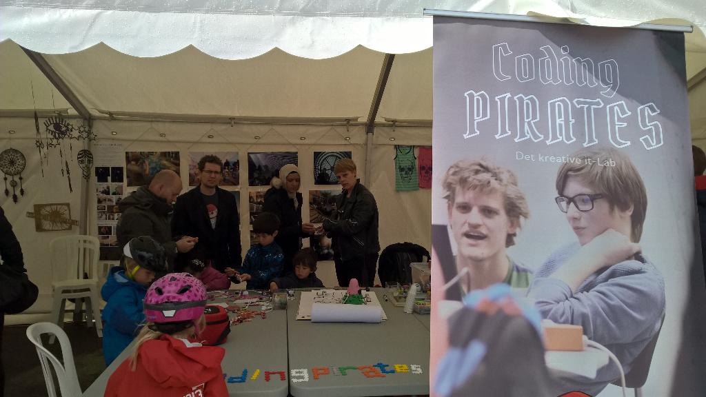 thomasdreisig's tweet image. Kig forbi #codingpiratesdk #makercityfestival havnekulturfestival #odense