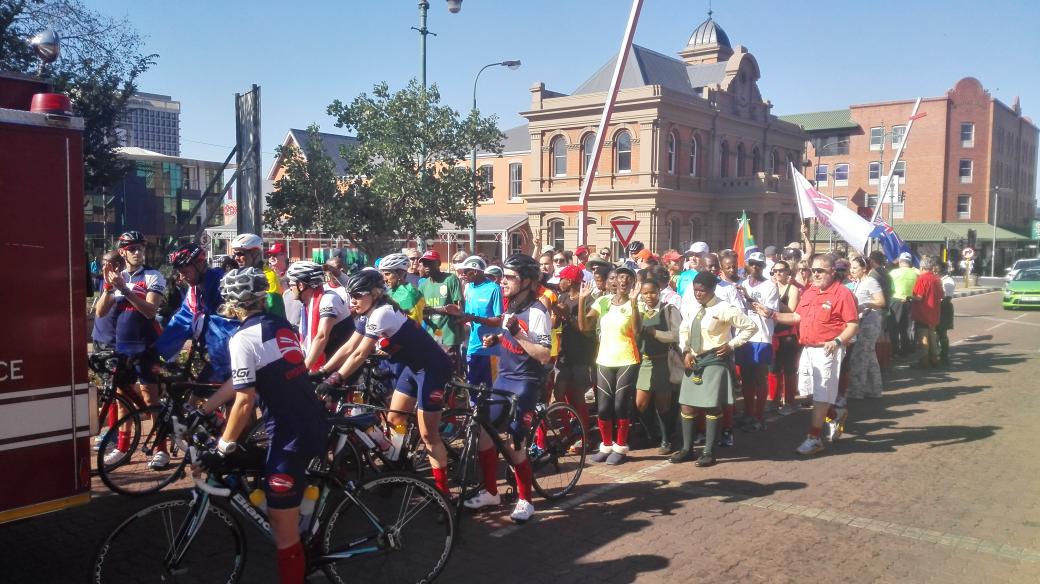 Nadia_Louw's tweet image. @TheUnogwaja arriving at Pietermaritzburg City Hall!