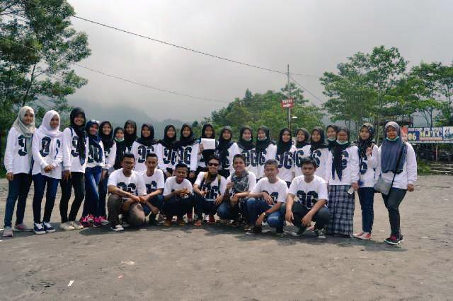 diimasadii_'s tweet photo. Edisiii yogyakartaa guyss , bersama @Renox2k15 http://t.co/fl4KWsj640