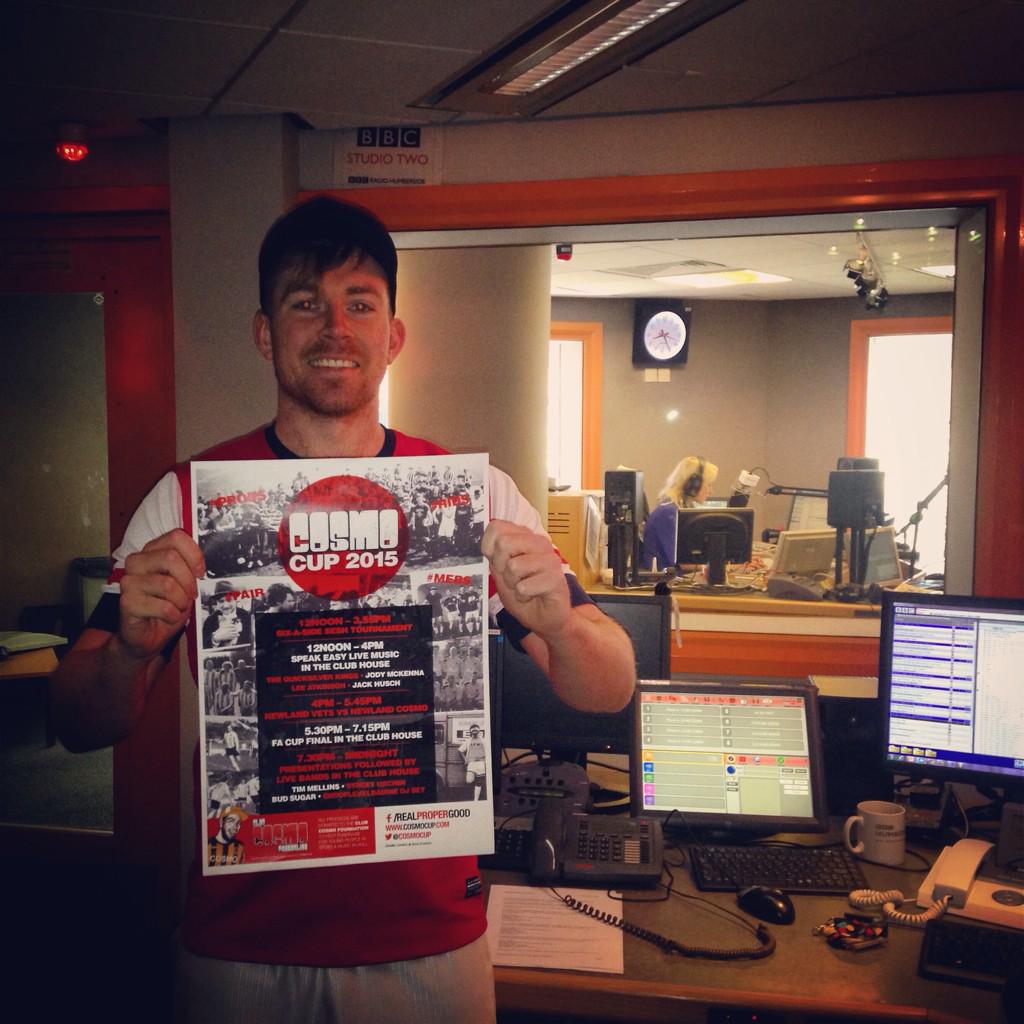 cosmocup's tweet photo. Tune into @RadioHumberside to hear about @cosmocup in ten mins @sowdens @lynacton @PolarBearHull @HumberStSesh http://t.co/SbQKSZ8tNJ