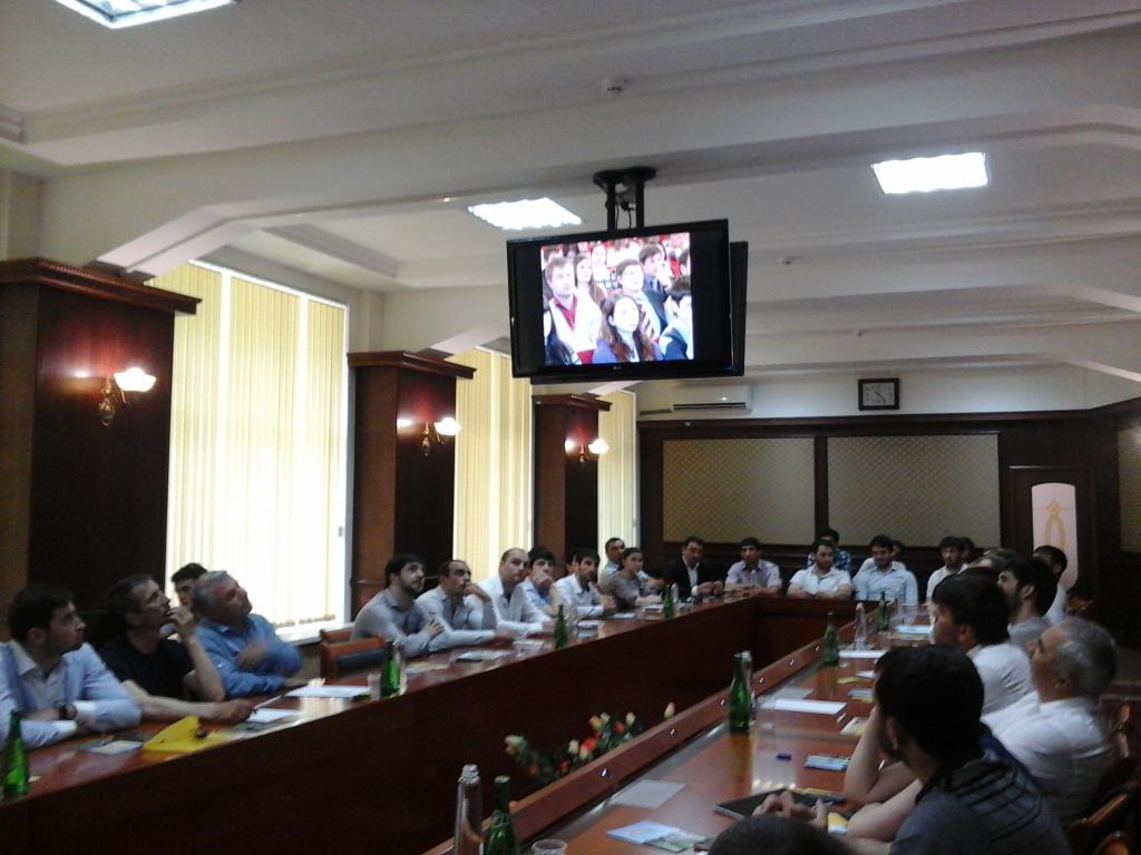 Представители #РССМ Рашид Абделлаев и Евгений Литвинов презинтуют деятельность ДРО "РССМ". #СельскаямолодежьСКФО