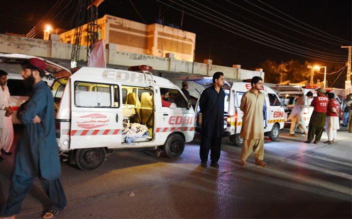 ewnupdates's tweet image. Gunmen kill 19 bus passengers in Pakistan attack dlvr.it/B1zPsd