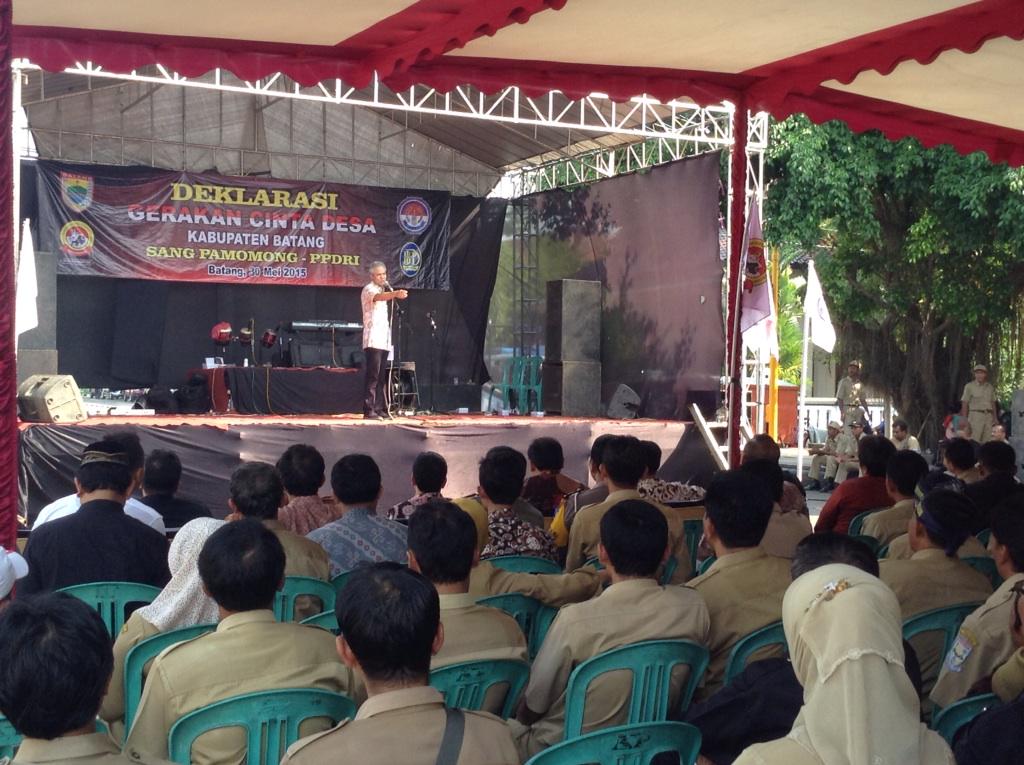 Pak Gub mengajak seluruh komponen msy. utk mencintai&amp;memberi perhatian kpd ds@ganjarpranowo @bepermades_jtg