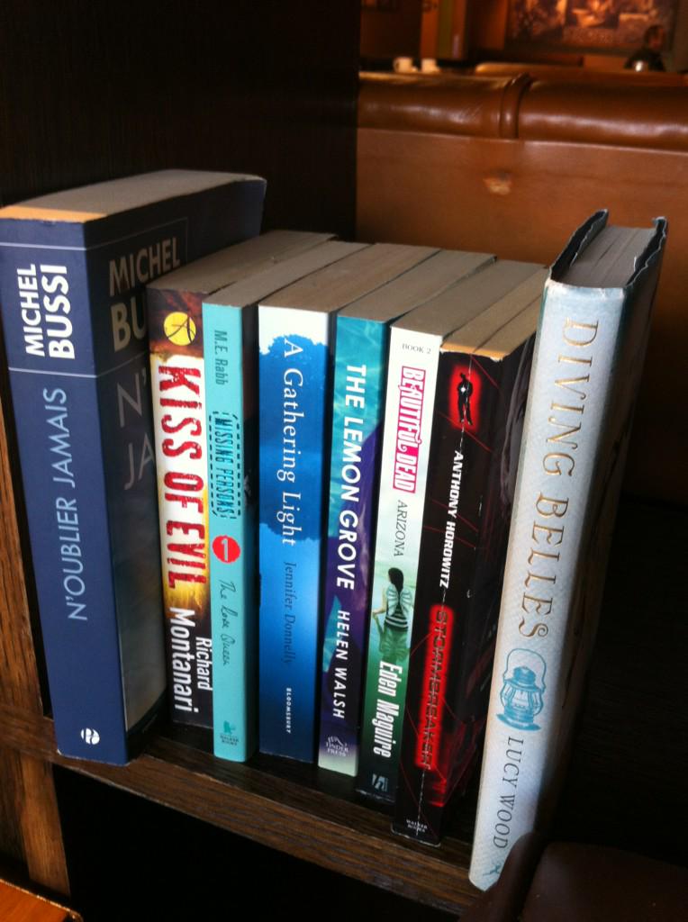 StarbucksBSE's tweet photo. New books on the bookshelf !! Swap one if you like one! http://t.co/zZjZ0pCFrC