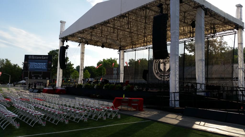 RPILally's tweet image. Congratulations #rpi2015! Today will be a day filled with great memories! #RPIcommencement