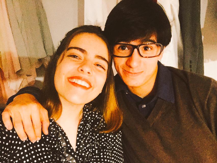 saroesquivo's tweet photo. Mummy and Daddy are ready for tonight!! Last chances to see #WhenIWasMeπ 7 pm-9 pm @jorruizca http://t.co/h9cDQbnbvV