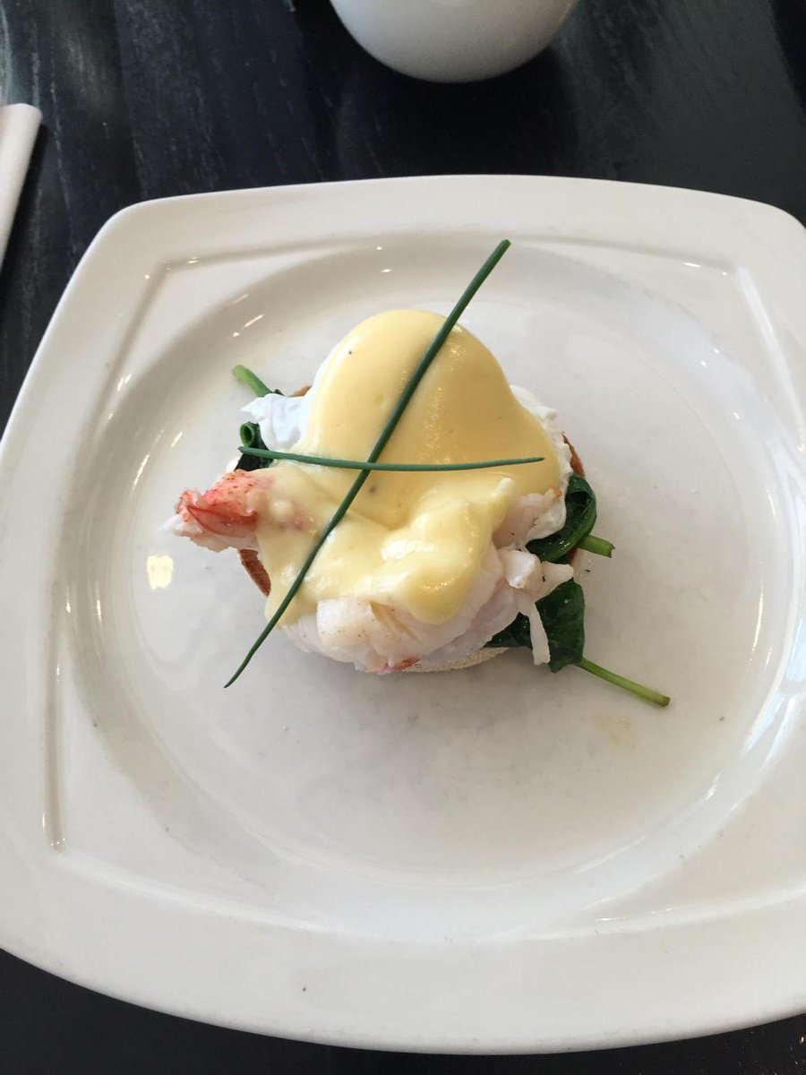 SteveForbes1's tweet photo. Lobster Benedict for breakfast now that's how you start the weekend http://t.co/eqBrL8x3nG