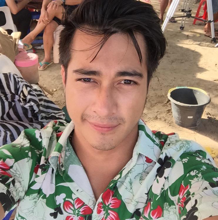 ezagionino_real's tweet photo. Hello guys @EzaGLovers hehe 😜😜😝😝 http://t.co/CS5rIC9d8I
