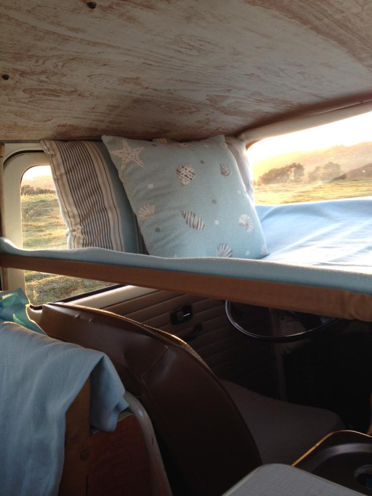 sunflowercamper's tweet photo. We are selling these kids bunks on our online shop now , so cosy ! #vwhammock#camperkidsbed#westfaliabunk# http://t.co/ts4zdWY3E7