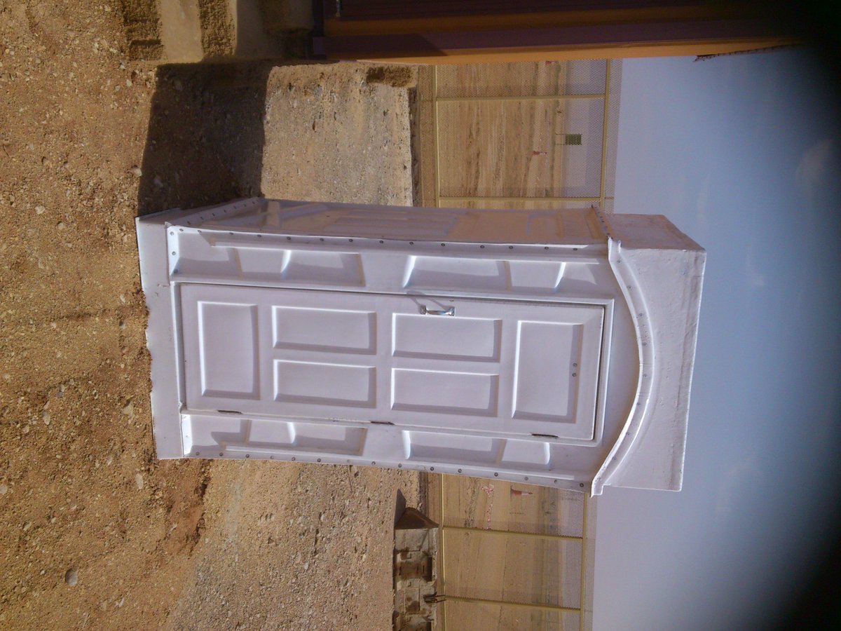 NASR_FIBERGLASS's tweet photo. دورة مياه متنقلة (نظام امريكي) كرسي افرنجي
Portable cabinet (American toilet) European seat http://t.co/Eq09p3WIKV