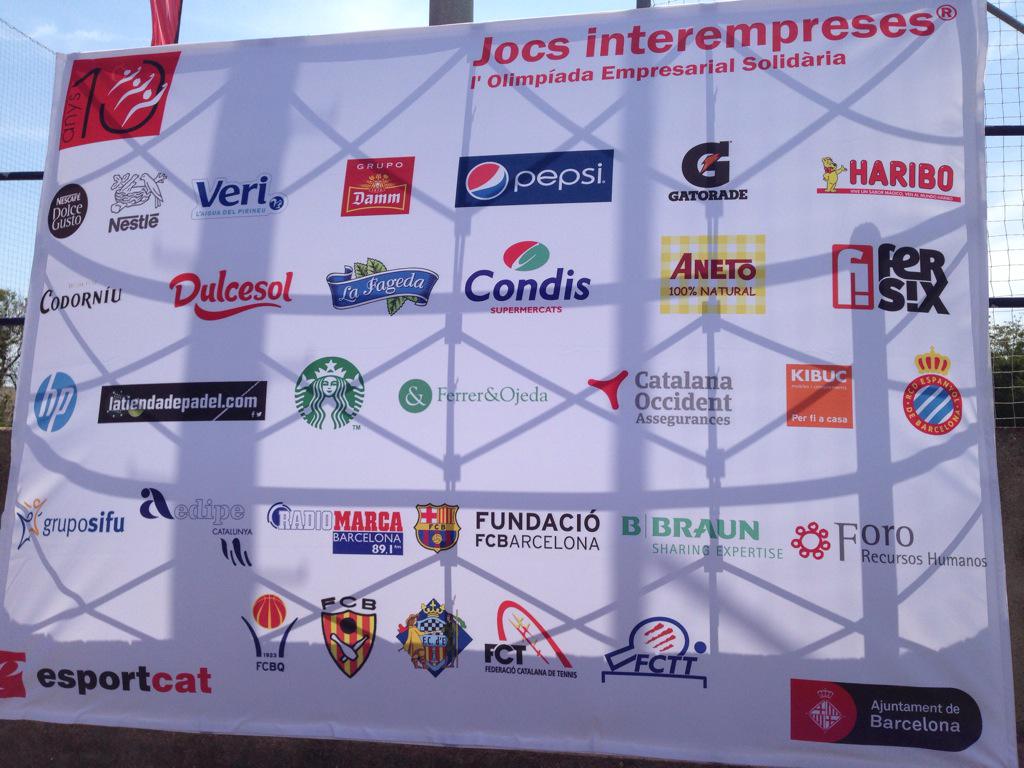 LaTiendadePadel's tweet photo. Colaborando en la #olimpiadasolidaria de Jocs @interempreses parece que @Novartis va en cabeza de la clasificación. http://t.co/kSd9RMis1A