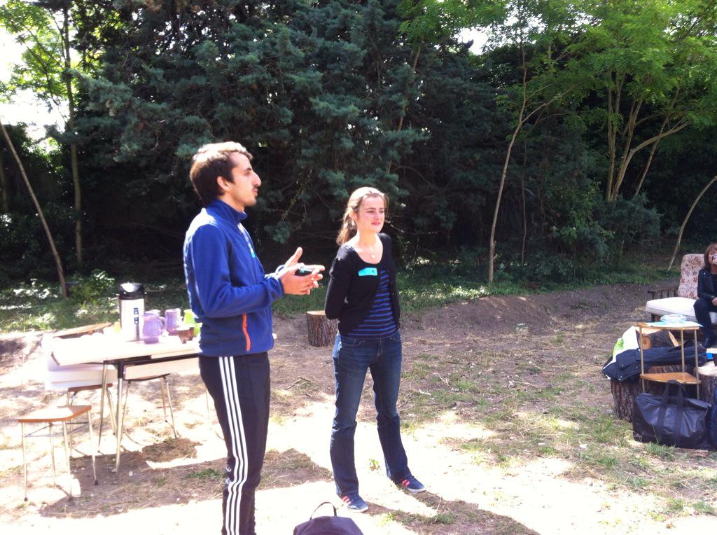 ChristineEbadi's tweet photo. Premiers entrepreneurs pour #ImagineFiesta : Clemence d'@eticFR et Julien de @1001Pact @BenayounJulien http://t.co/yrDfd77HCw