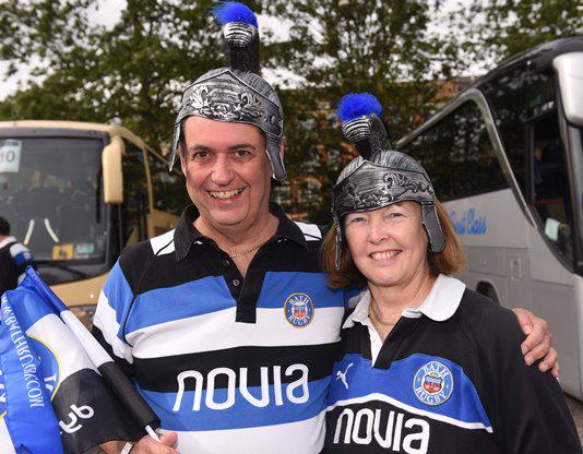 bathlive's tweet photo. Did we picture you this morning heading for Twickenham? Come on Bath!
http://t.co/ubyujLu5iU http://t.co/JUhNQl0j5L