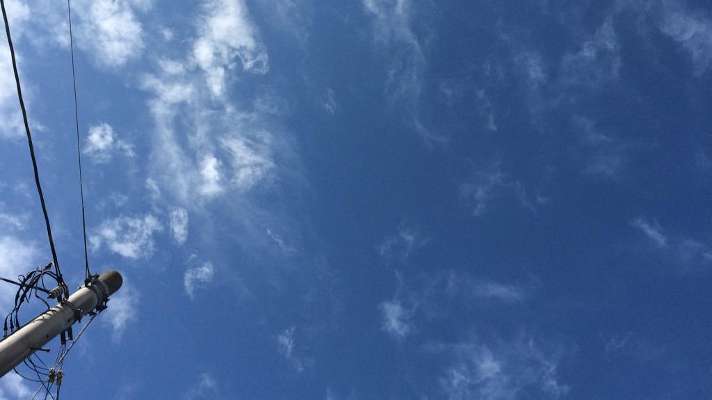 ___ymd_R's tweet photo. 今朝の空。
すごい綺麗だった。
上手く撮れてないけど気にしなーい ← http://t.co/4DtQCCrCSV
