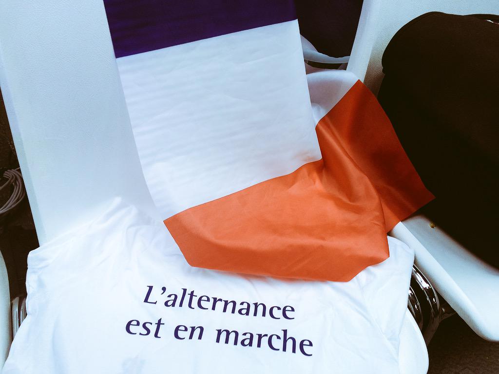 ThomasWieder's tweet photo. "L'alternance est en marche" : au congrès des Républicains, l'esprit est déjà à 2017 #CongresUMP http://t.co/73euKMTfzQ