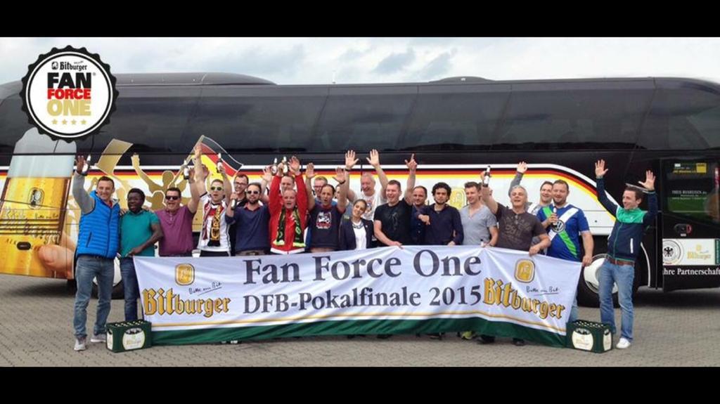 Auf zum Mittagessen mit <a href="/matzeknop/">Matze Knop .de</a> und Anschl zur fanmeile. #pokalfinale @ Berlin !