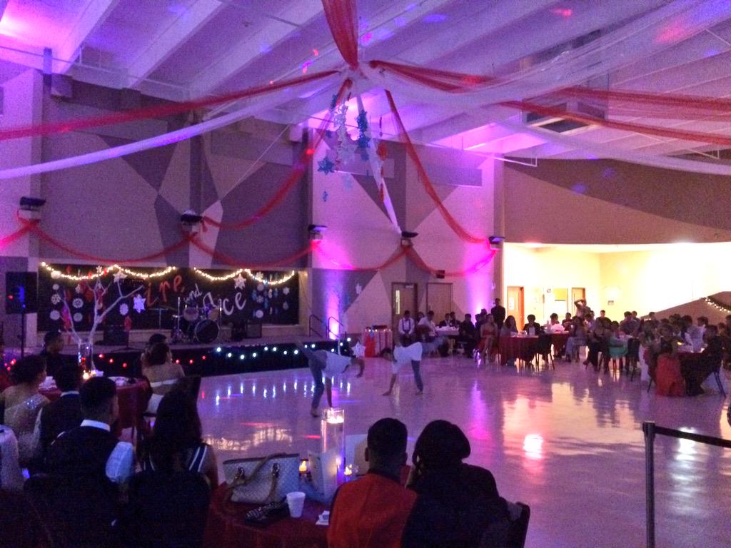 ohs_classof2016's tweet photo. #JuniorProm2015 http://t.co/QMqwlqV6uy