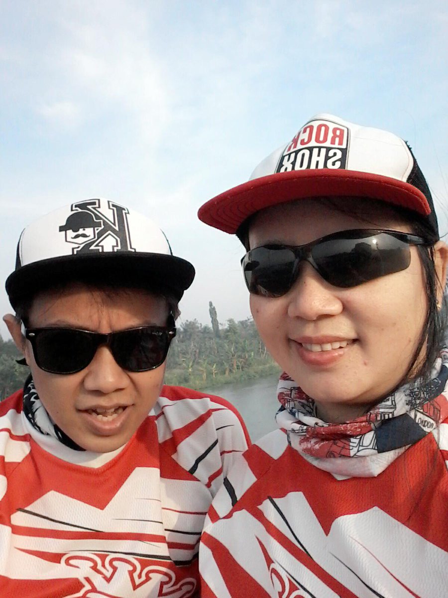deckeralaababil's tweet photo. ini pacarku, mana pacar mu :D http://t.co/jnEFQZNaso