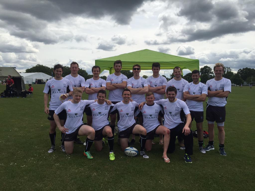 BlackSalmon7s's tweet photo. #salmon through to QFs after 2 routine wins @SummerSocialLDN #7s http://t.co/qpGv6j7vXW