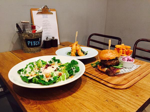 Plans4Lunch tweet media