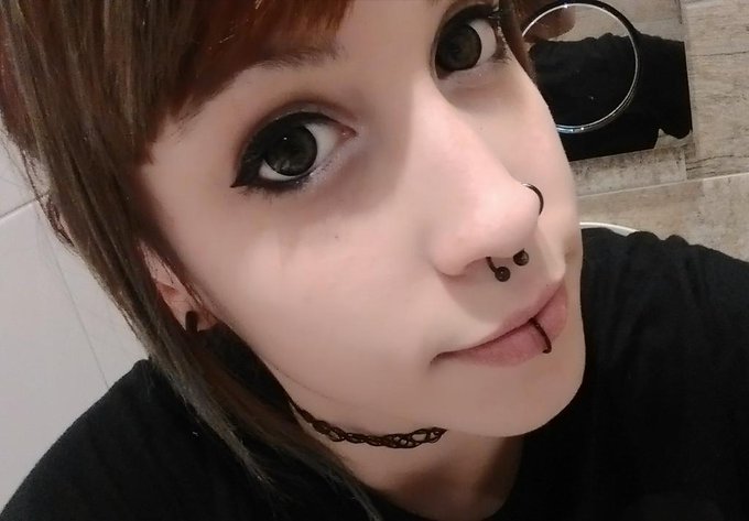 Lentillas nuevas!!!! :3 #kawaii http://t.co/277WND1Q1n<a href="/tag/kawaii"class="tags">#kawaii</a>