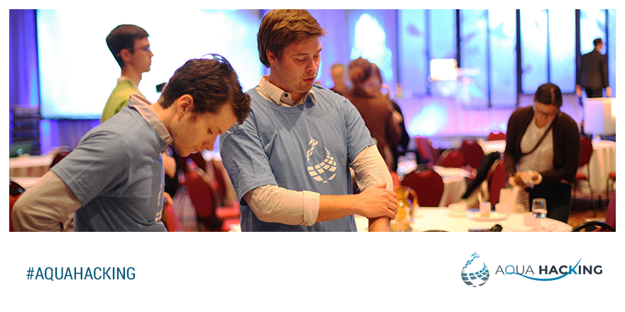 TakeAquaAction's tweet photo. .@ma_riviere permet de rapporter des problèmes dès qu'ils les voient... et les municipalités écoutent! #AquaHacking http://t.co/D5Mqq5EUjC
