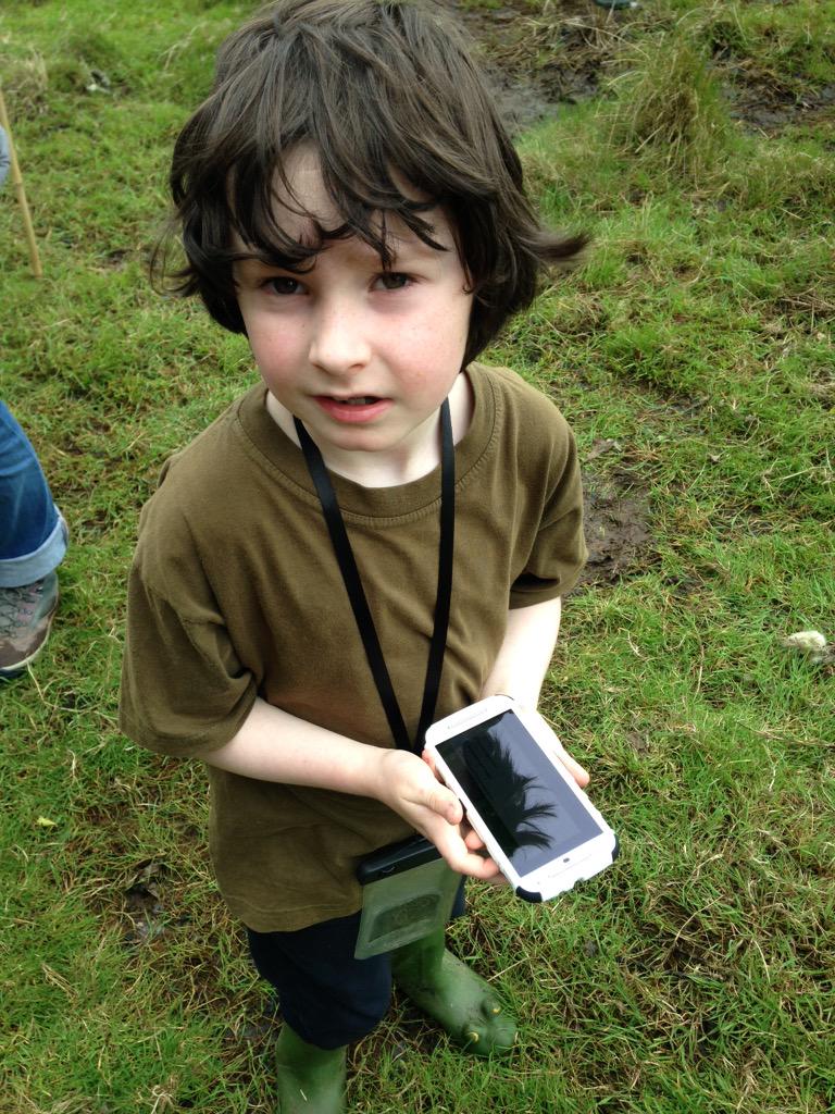 BroHyddgen's tweet image. A successful COBWEB family day with pupils from both the Primary and Secondary campus. #Cobwebfp7 #RSPB