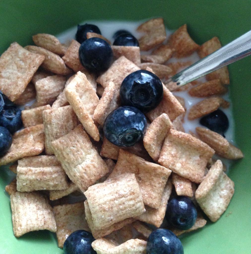 It's a Cereal Type Of Day. #OrganicCereal #CinnamonCrunch #OrganicBlueberries #OrganicCoconutMilk #GoodMorning