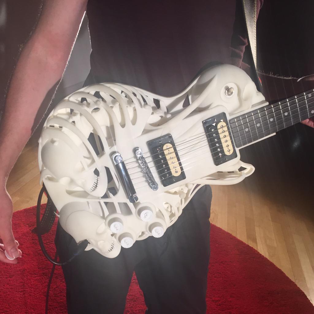TEDx_KCL's tweet image. The @Customuse 3D printed guitar offers guitarists a personal, customisable and affordable alternative #TEDxKCL