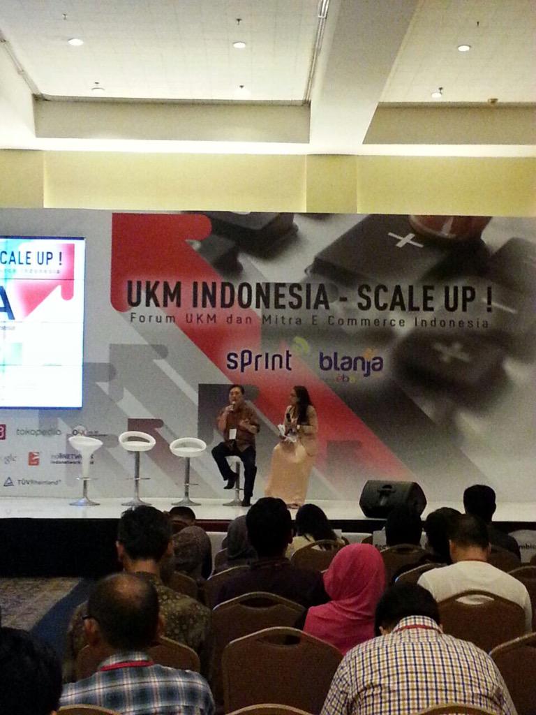 bliblidotcom's tweet photo. Baru saja berakhir sesi seminar brsama CEO http://t.co/69vHdY5m72 dlm tema Customer Relation Management. #ScaleUp2015 http://t.co/Zbx939g3p2