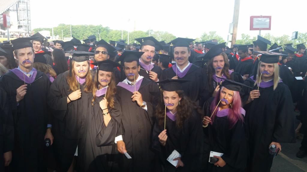 Edavis097's tweet image. Students are lining up. #RPIcommencement is about to begin! #rpi @rpi @RPIEvents @RPInews @RPIAlumni