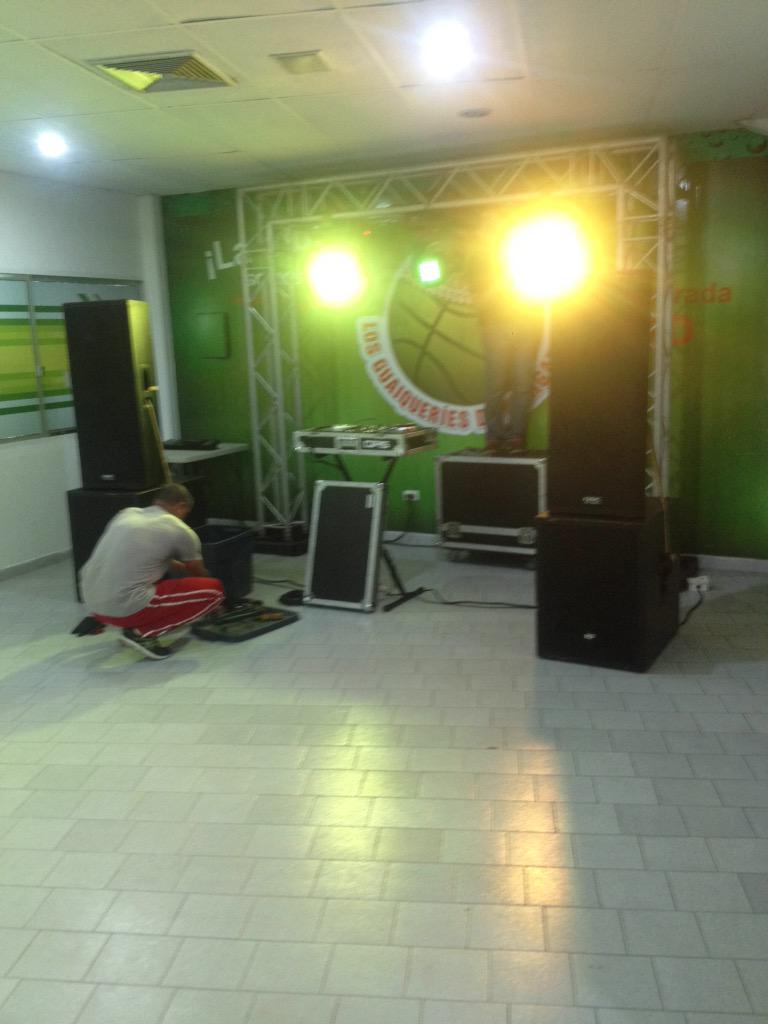 Preparando la rumbita para esta noche despues de juego contra Marinos en el Gimnasio de La Asuncion! Te esperamos!