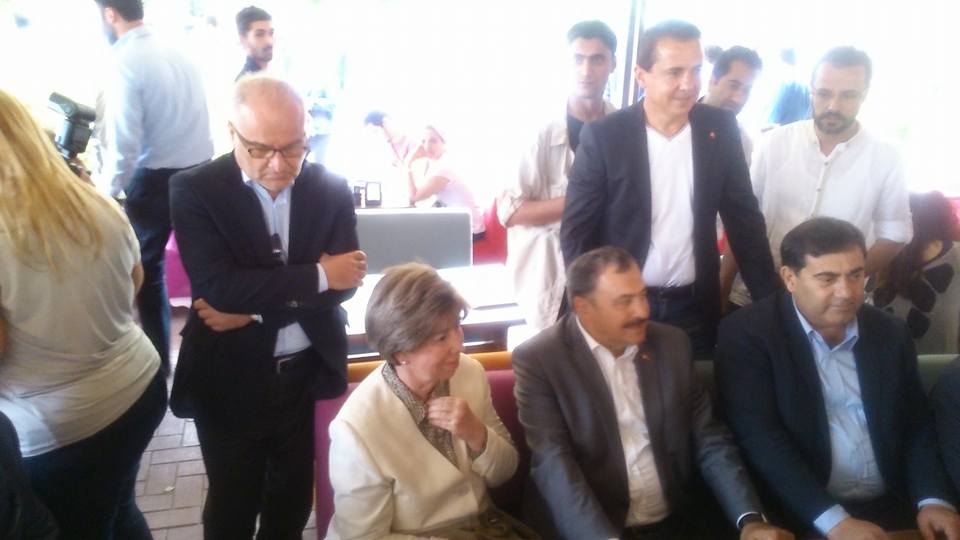 Buca'nın sembol ismi eski bakanlarımızdan <a href="/isilay_saygin/">IŞILAY SAYGIN</a> ile beraberiz.