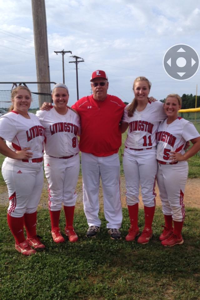 LC_Softball's tweet photo. Congratulations to our graduates! http://t.co/dyuqft55i6
