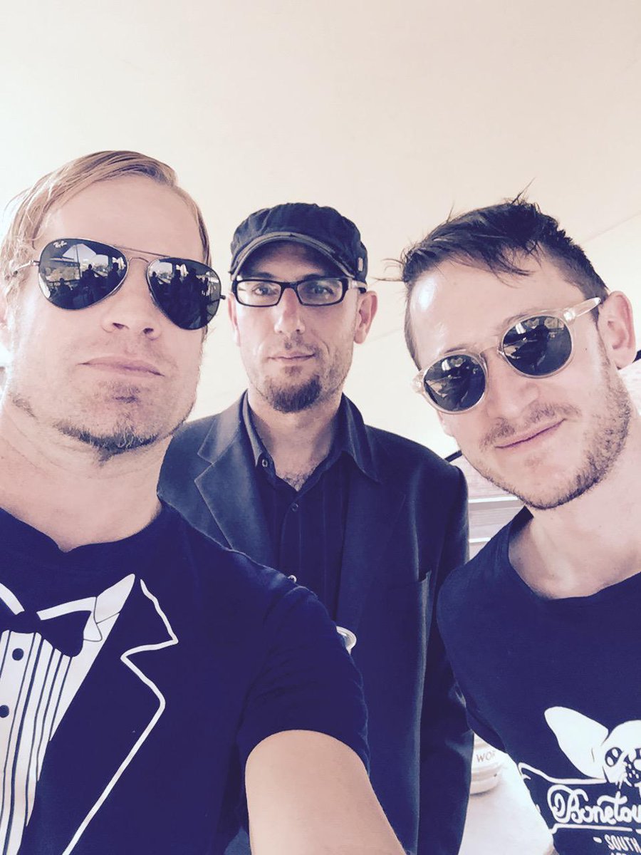 Arno Carstens tweet media