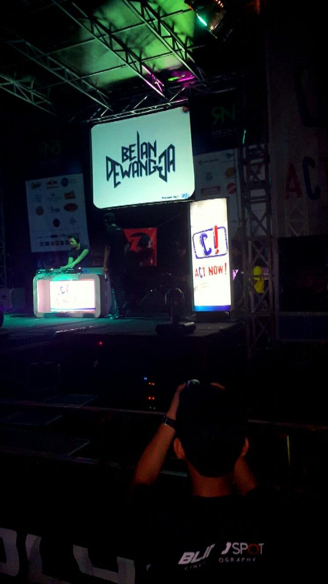 Our finest DJ <a href="/belandewangga/">OLIGARPIT</a> is on deck guys ! Yeaaaah <a href="/DOPE_EO/">Dope Event Organizer</a>