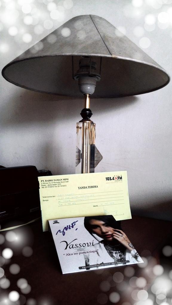 Thank you @1034DFMjakarta utk cdnya. Dan utk <a href="/Yassovi23/">Miranti Yassovi A</a>, smg karirnya makin sukses, keep shining&amp;inspiring, spt lampu