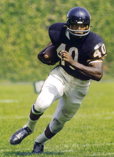 Happy 72nd Birthday to the \"Kansas Comet\" and Chicago Hall Of Famer Gale Sayers!! 