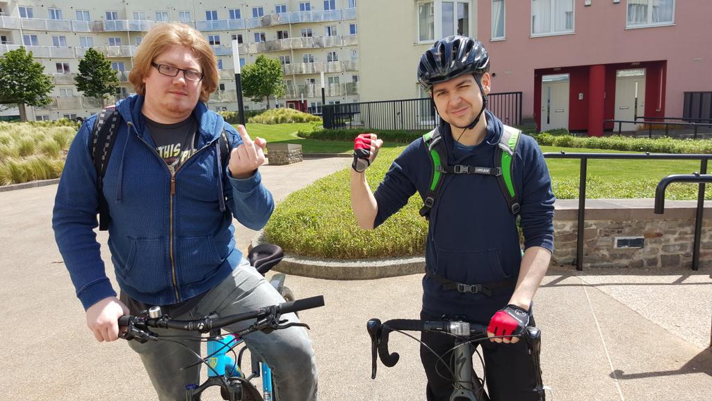 YogscastSjin's tweet image. B I K E R B O Y S 😎😎😎