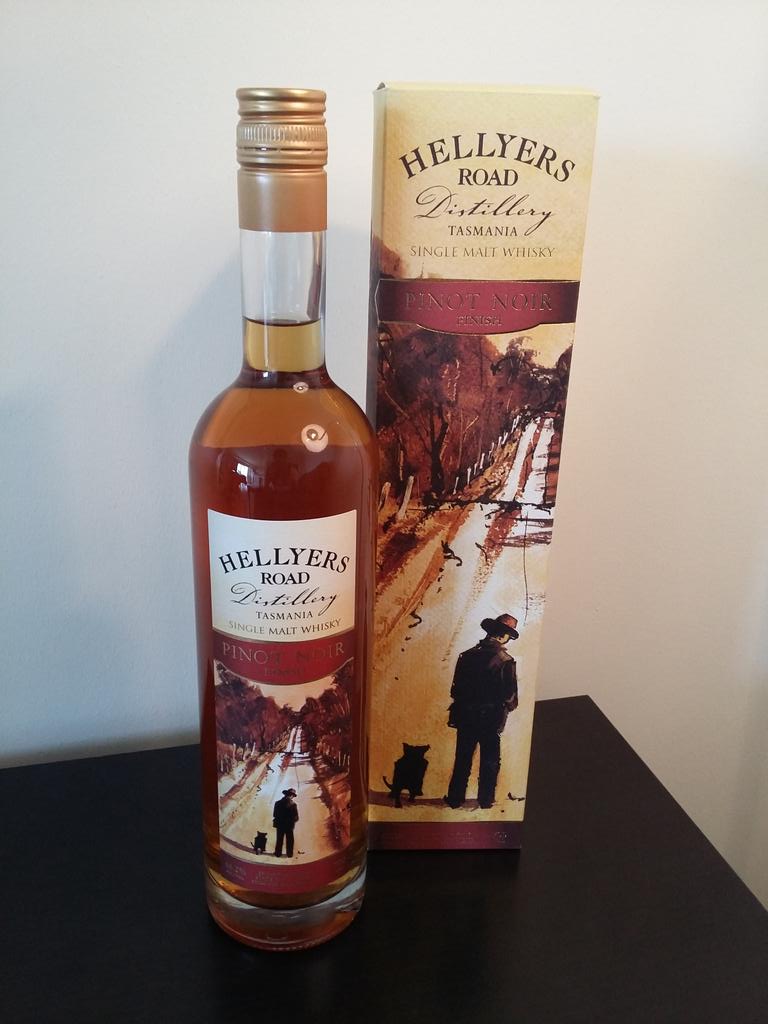 antoinebourdy's tweet image. Another great foreign #whishy with pinot noir finish... #HellyersRoad from #Tasmania !