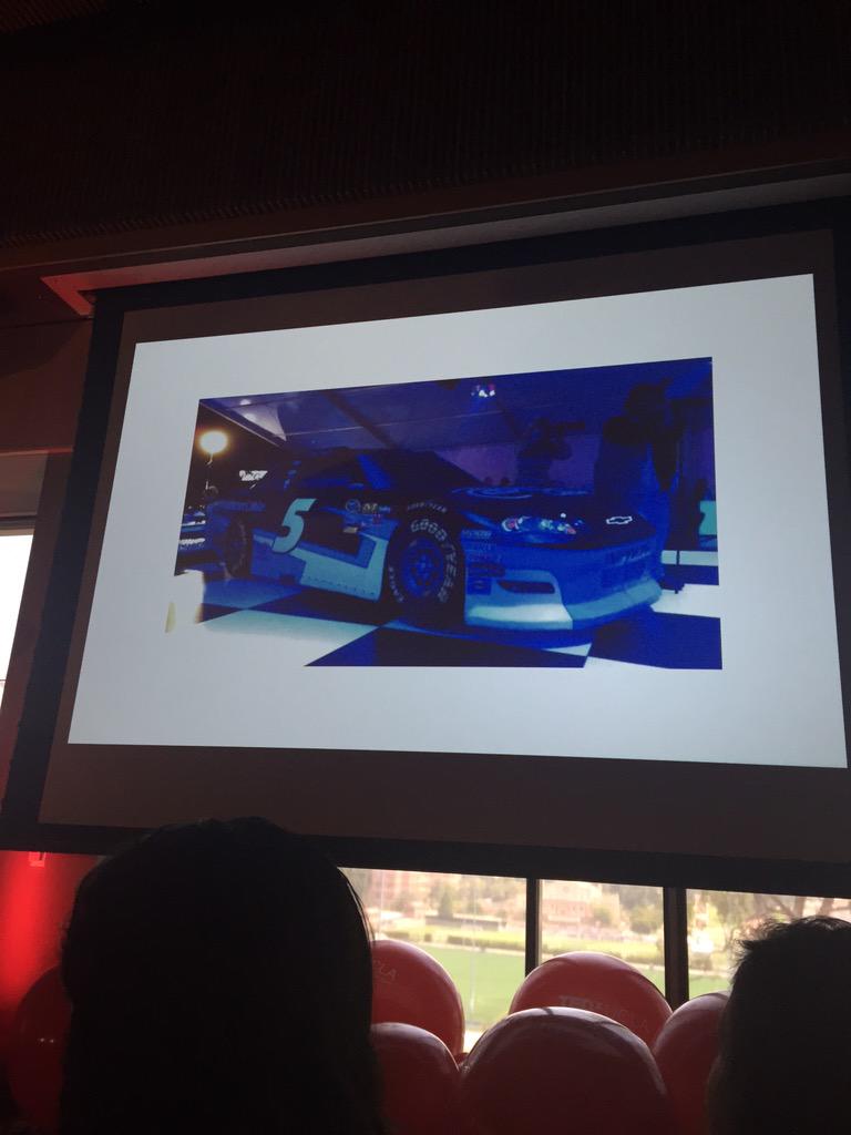 ShannahKatz's tweet image. Cake is like a teenager, it doesn&apos;t support itself @Duff_Goldman #TEDxUCLA #howtobakeacake