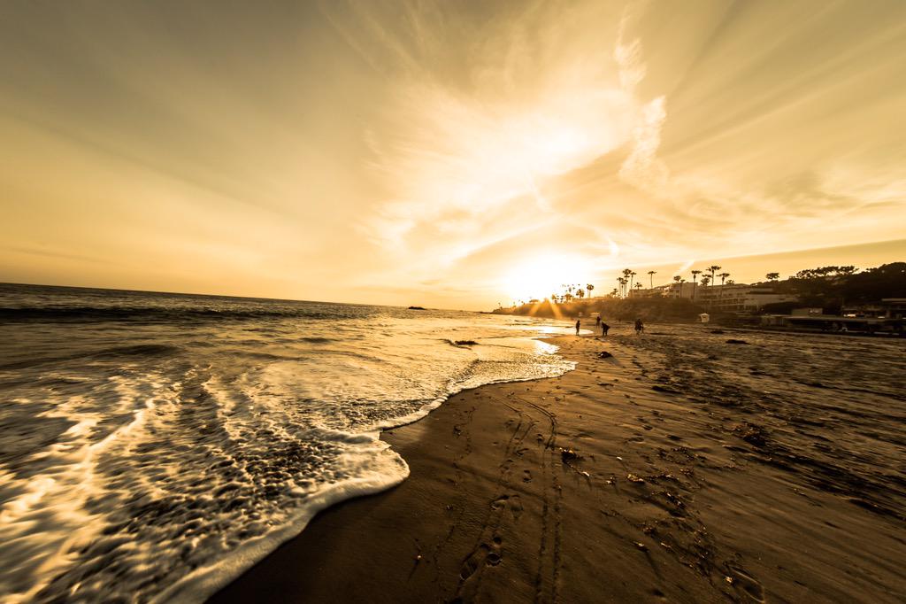 Flying is learning how to throw yourself at the ground and miss. @PeterLik #peterlik @News12LI #sunsetspectacular