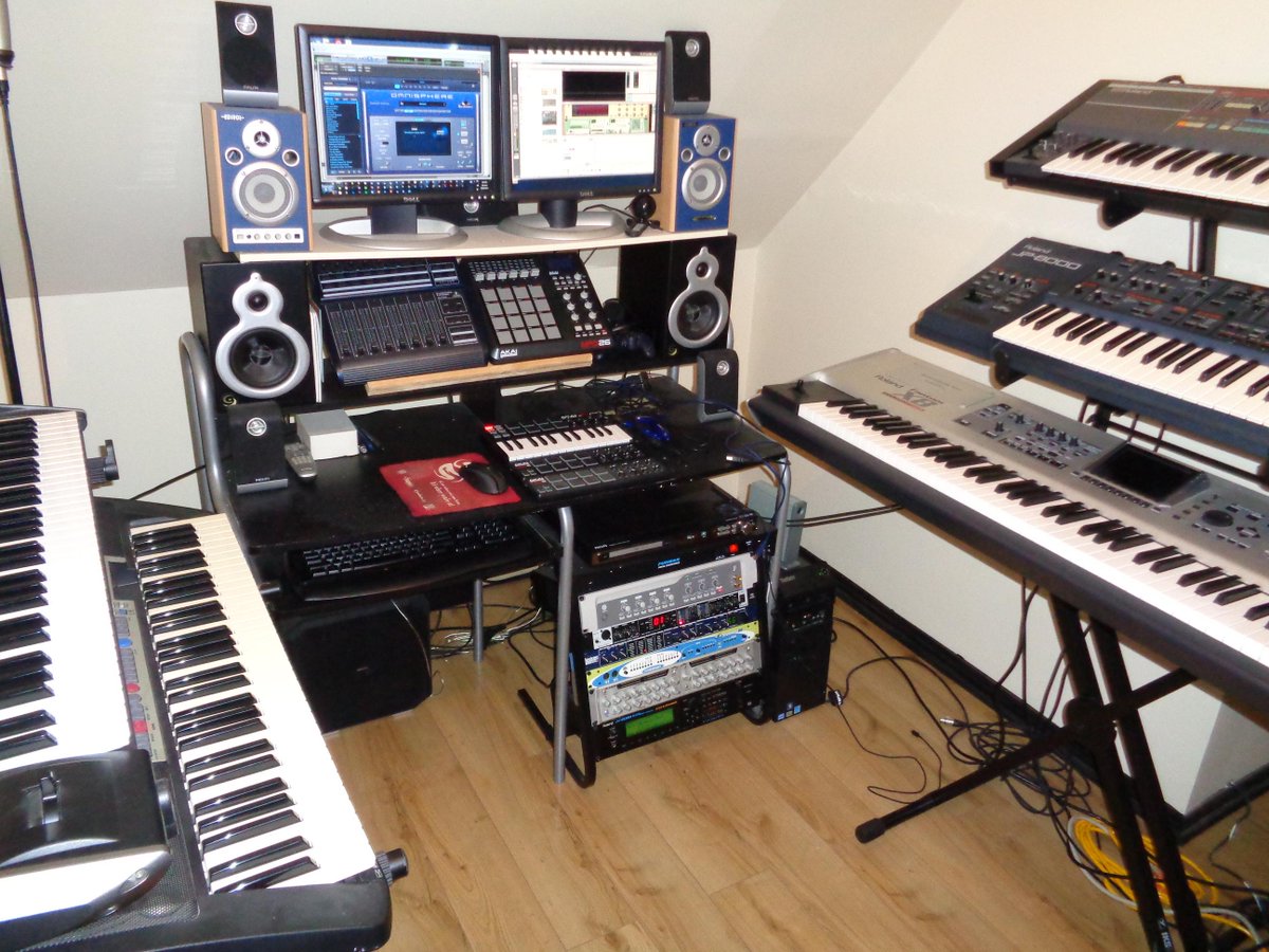 ProductionsREM's tweet photo. Cable cleanup day at REM Productions @ryanmcnevin #ldnont #studiowoes #holysynth #roland http://t.co/FVexF7Qg8E