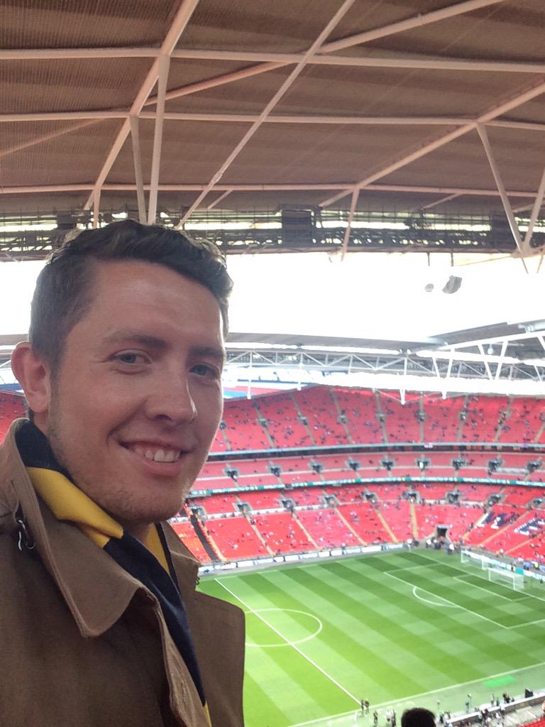 youngy_dc's tweet photo. FA Cup Day! #facupfinal http://t.co/zEeh5HE64i