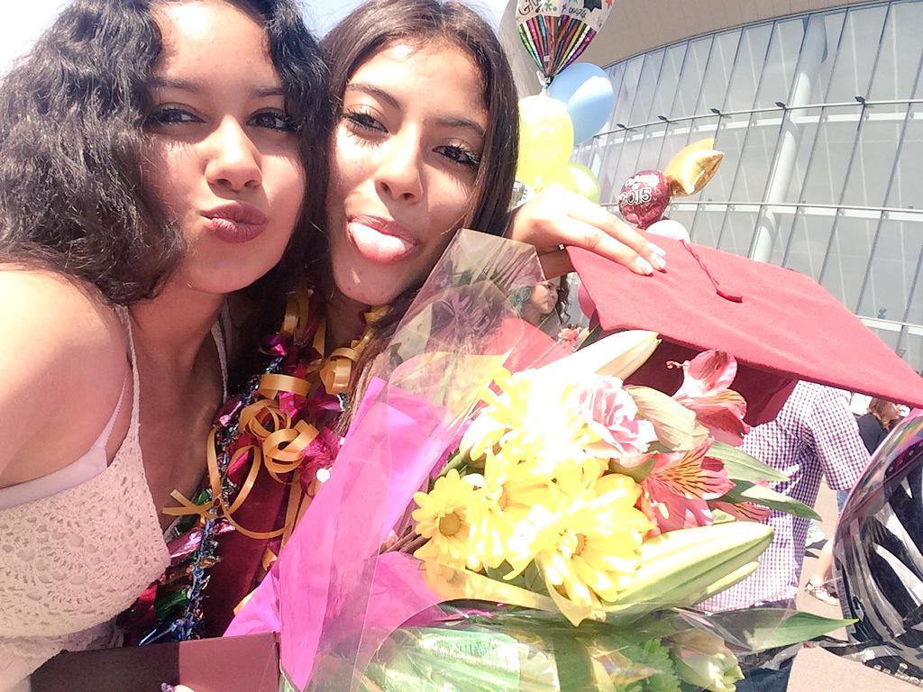mmbm__'s tweet photo. so proud of her 😍 #ehs2k15 http://t.co/bc1e3Iy906